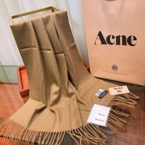 Acne studios wool scarf NWT Authentic